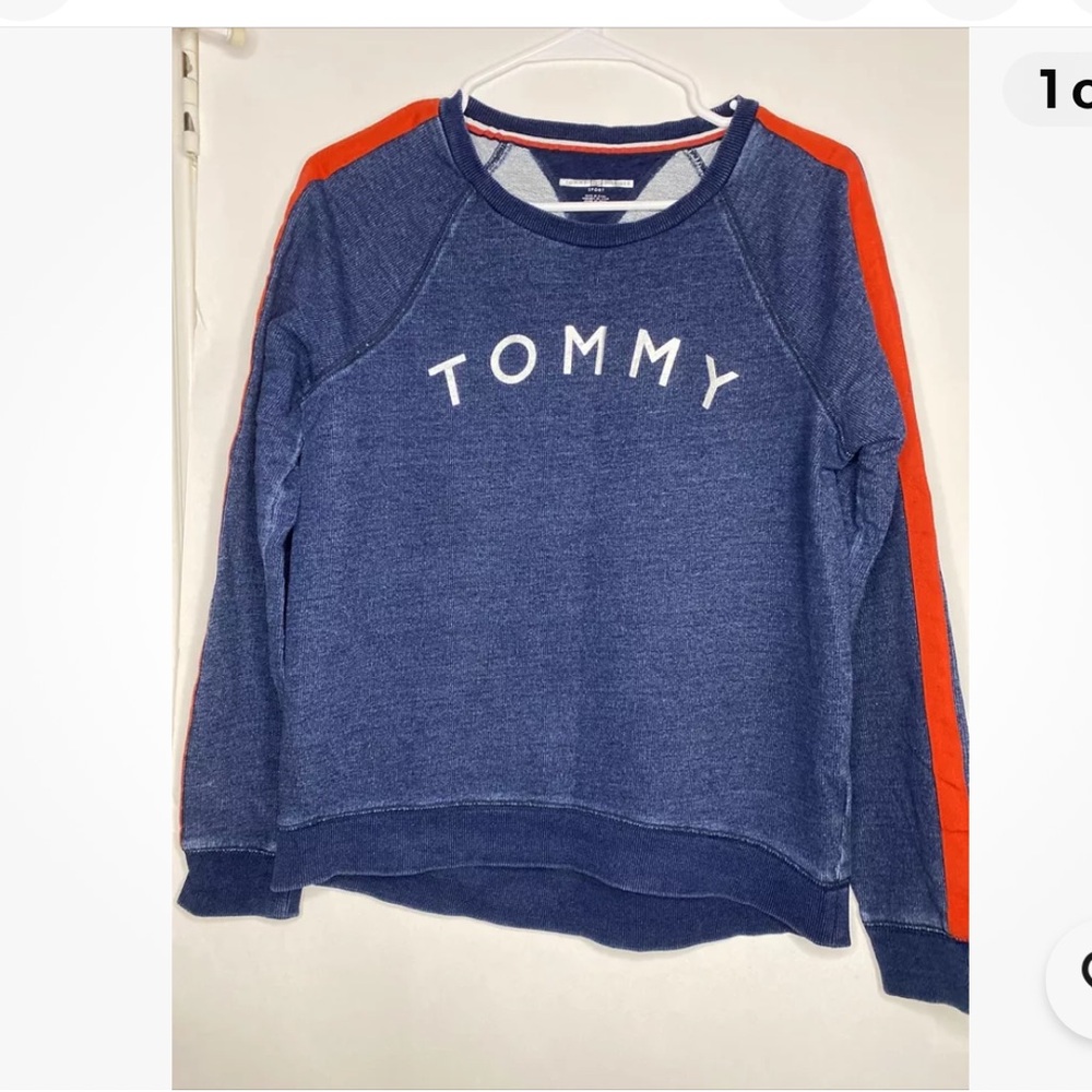 Tommy Hilfiger Sport WM L/G Shirt Blue Long Sleeve Red Strip on Arms Round Neck